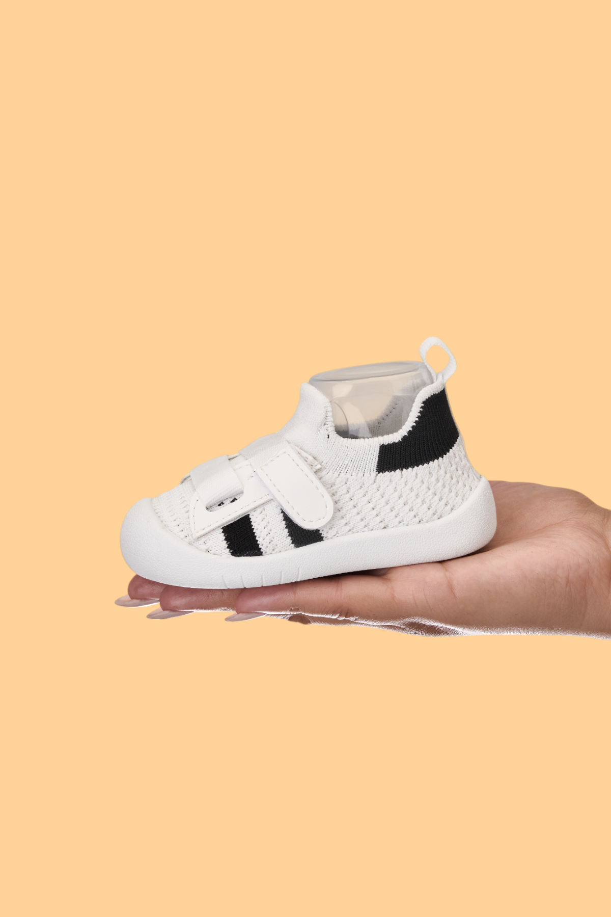 Wisil Beyaz Siyah Ortopedik Taban Spor Ayakkabı