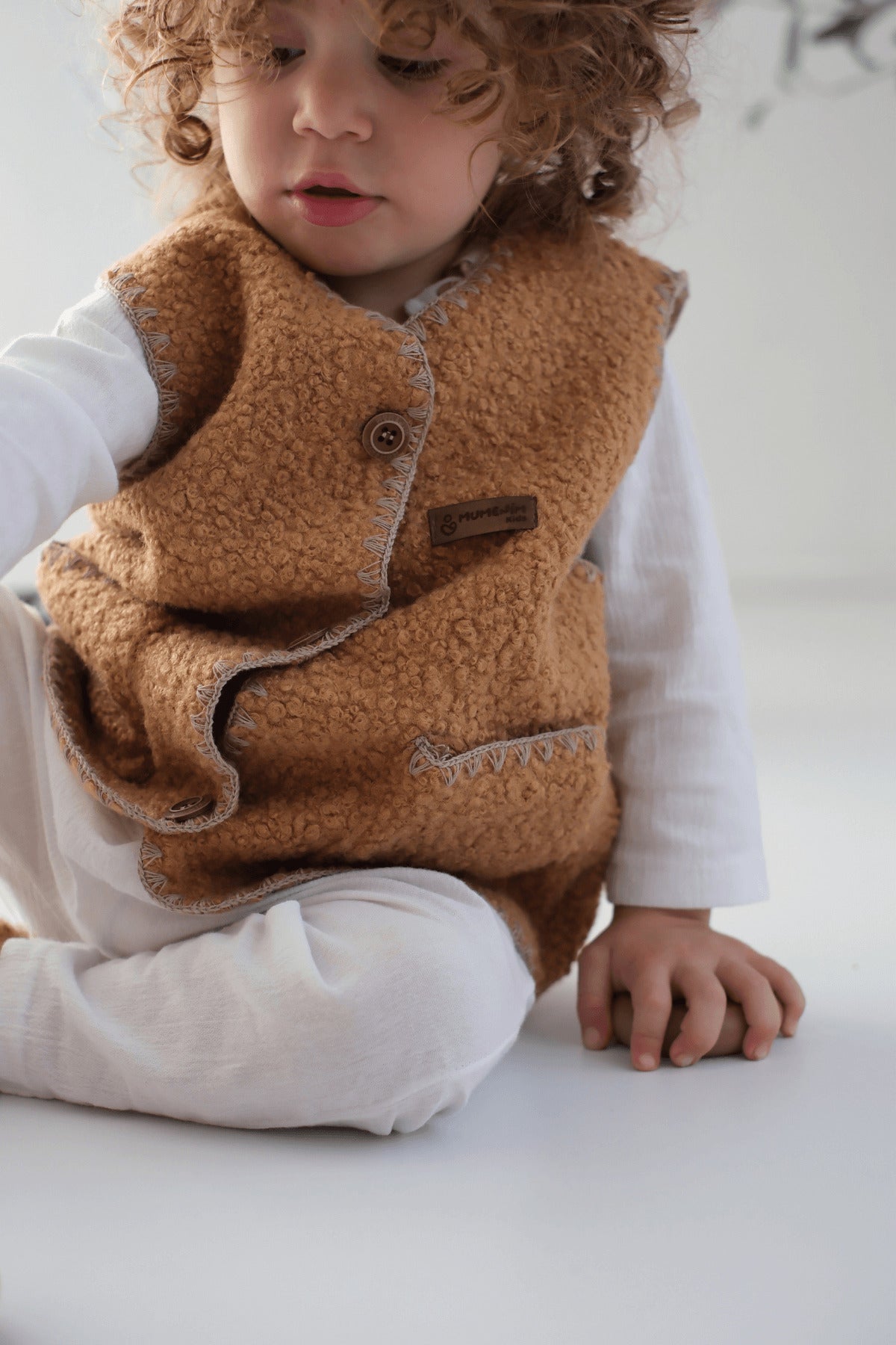 Peluş Dokulu Pamuklu Unisex Bebek Taba Yelek | Sıcak Tutucu, Düğmeli Günlük&Şık Kışlık Çocuk Yelek