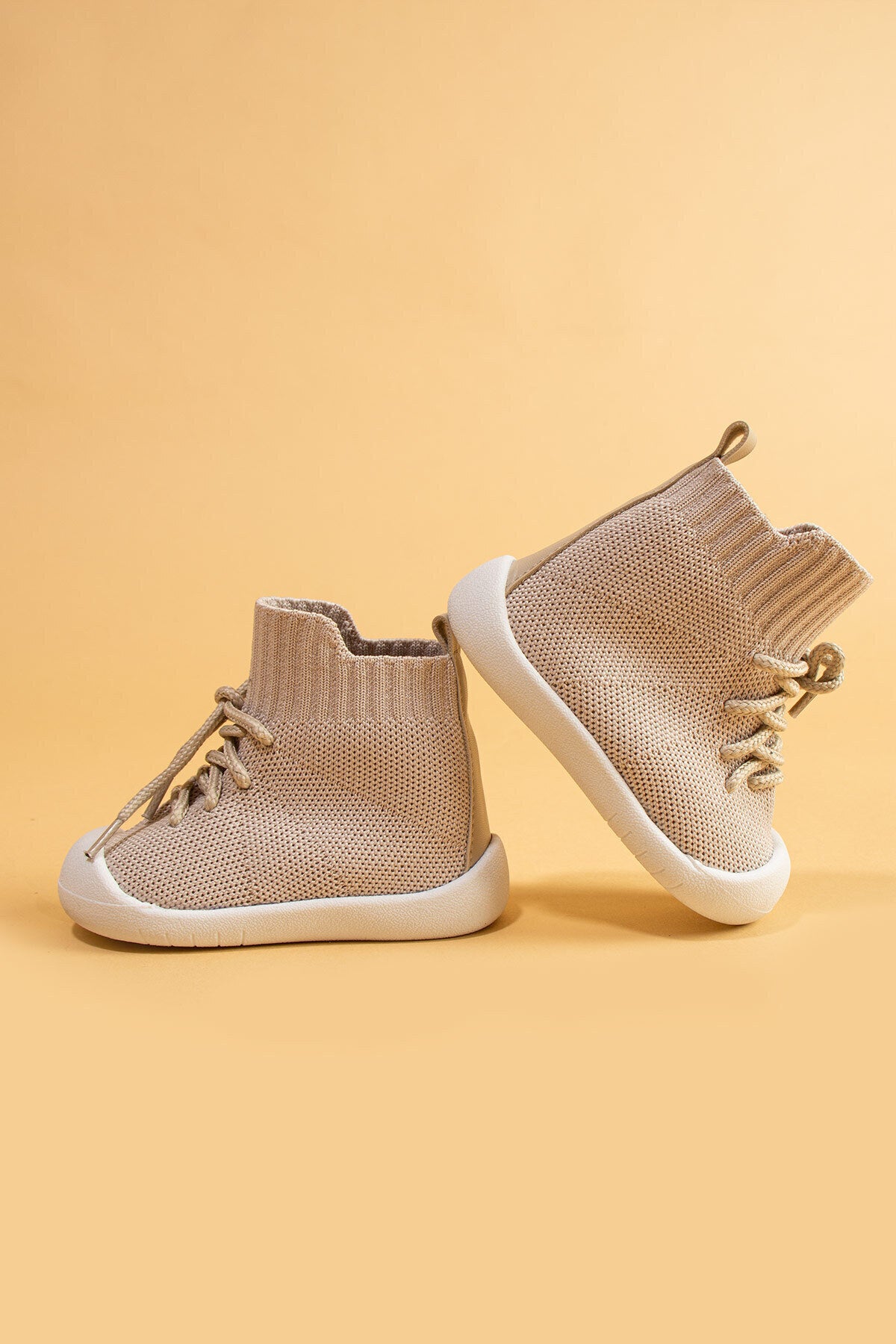 Berbera Unisex Çocuk&bebek Ayak Parmak Koruyucu, Kaymaz Ortopedik Taban Bej Ilk Adım Botu Çocuk Bot