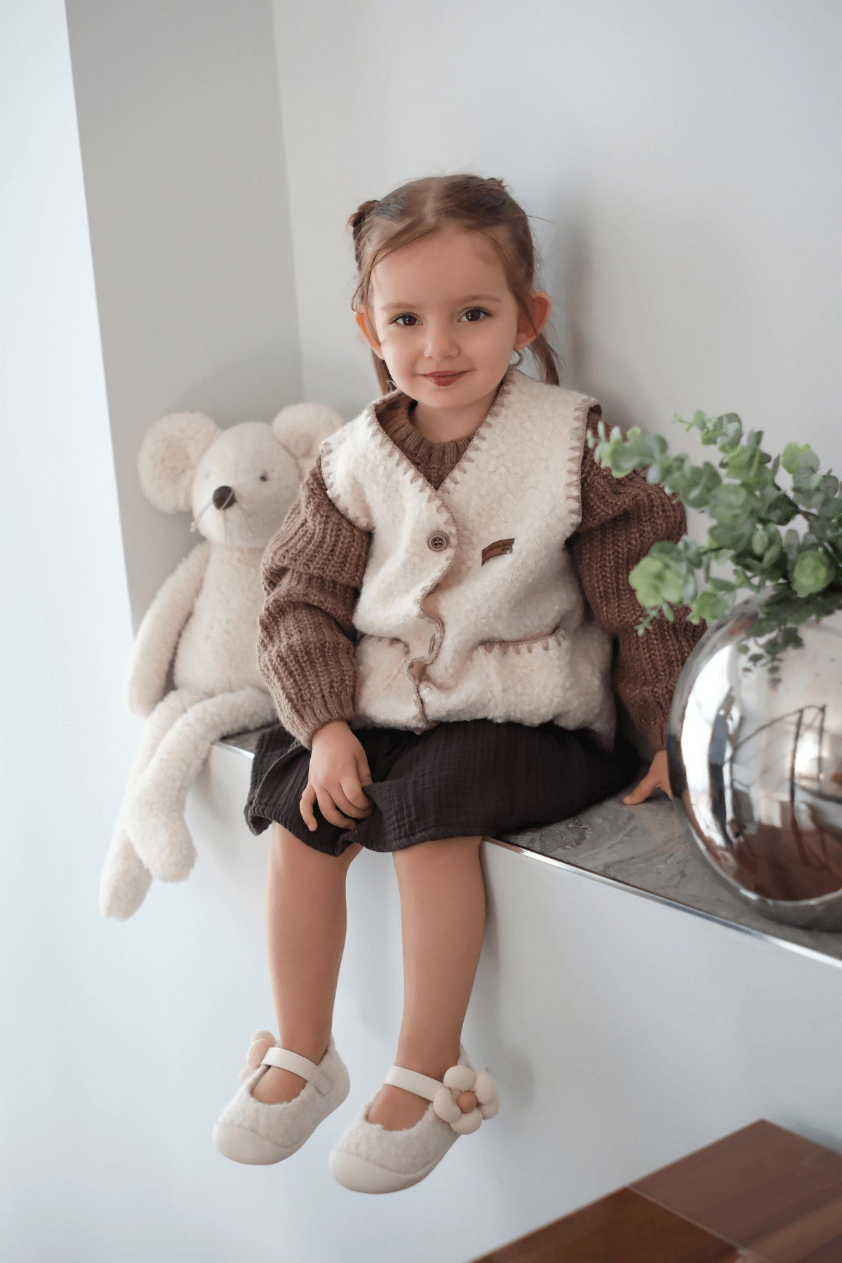 Peluş Dokulu Pamuklu Unisex Bebek Bej Yelek | Sıcak Tutucu, Düğmeli Günlük&Şık Kışlık Çocuk Yelek