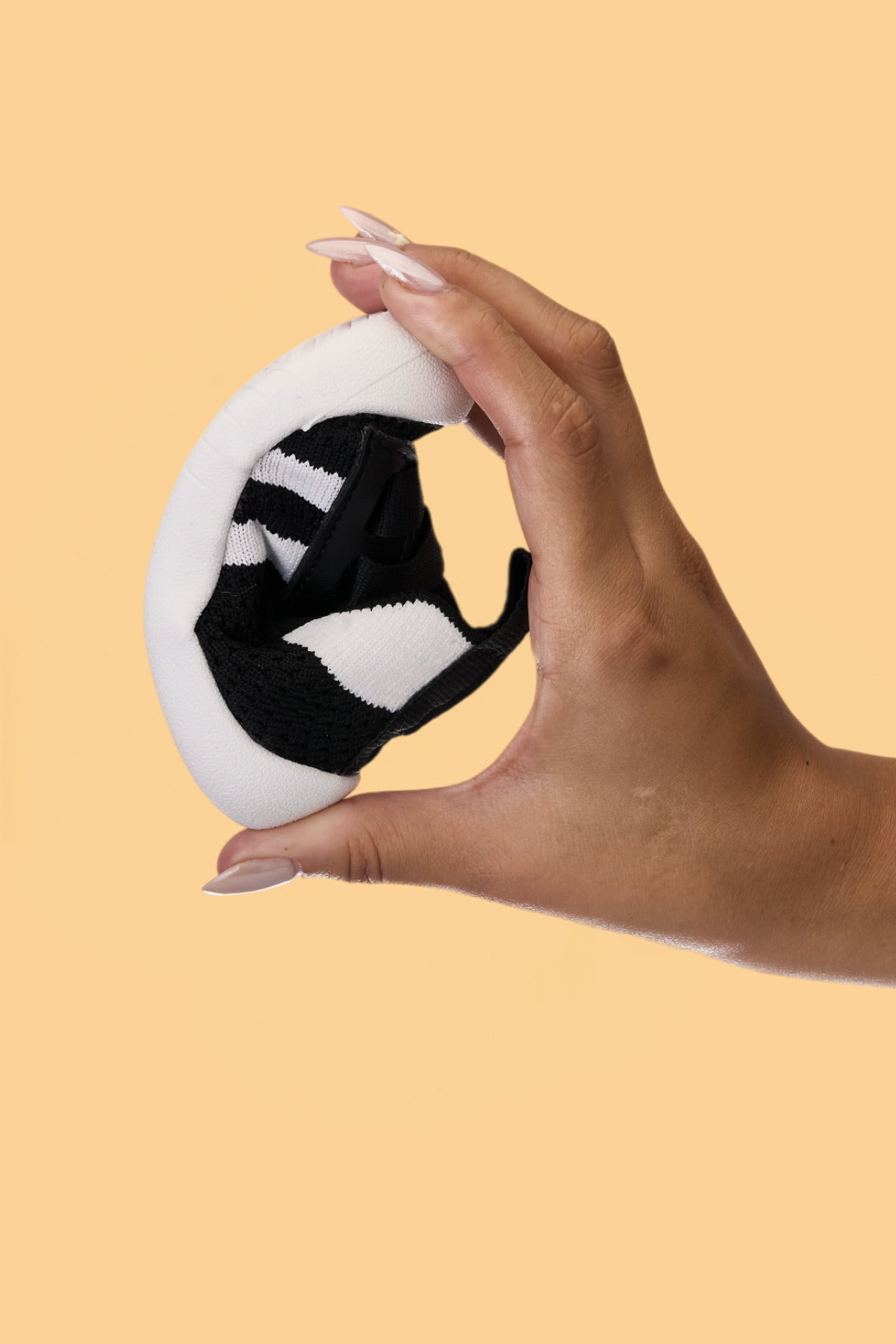 Wisil Çocuk Bebek Ortopedik Yumuşak Taban Siyah İlk Adım Ayakkabısı