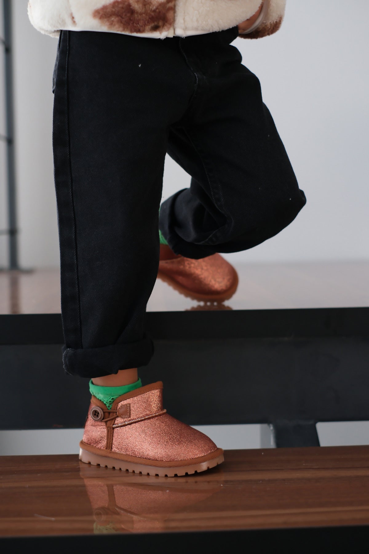 Aurora Kız Çocuk ve Bebek Simli Taba Bot - Ortopedik Kaymaz Taban Sıcak Tutan Rahat Kışlık Bot