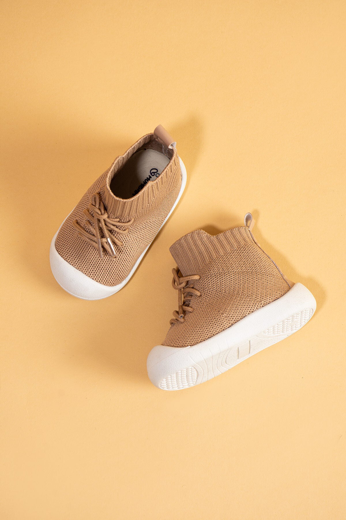 Berbera Unisex Çocuk&bebek Ayak Parmak Koruyucu Kaymaz Ortopedik Taban Kahve Ilk Adım Botu Çocuk Bot