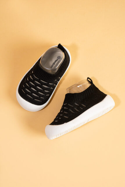 Hobyo Erkek Bebek&Çocuk Bağcıksız Kaymaz Ortopedik Taban Siyah İlk Adım Ayakkabısı ve Sneaker